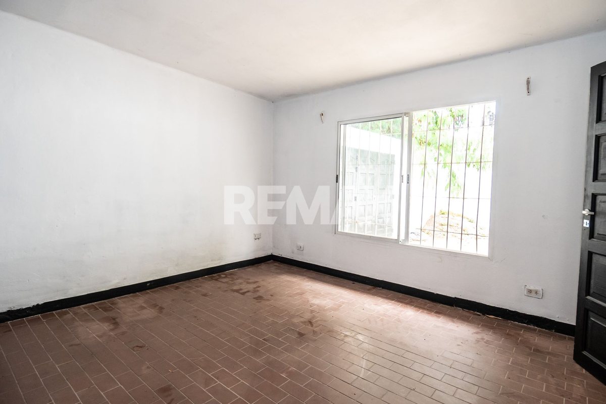 CASA EN VENTA MACROCENTRO ZONA MERCADO ARTESANAL - foto 9