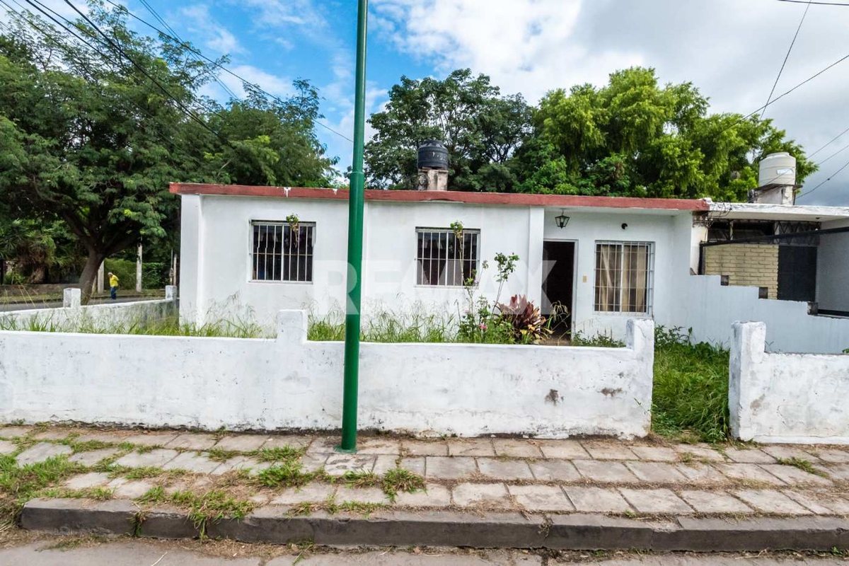 CASA EN VENTA MACROCENTRO ZONA MERCADO ARTESANAL - foto 2