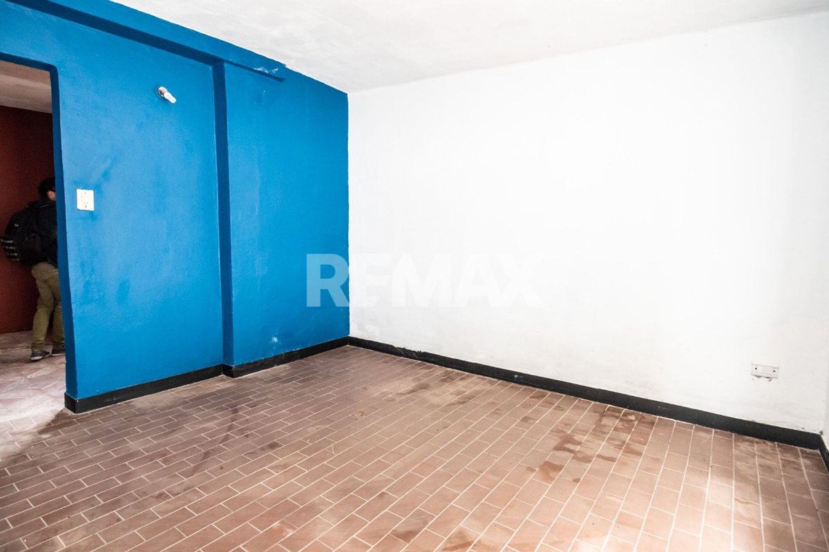 CASA EN VENTA MACROCENTRO ZONA MERCADO ARTESANAL - foto 11