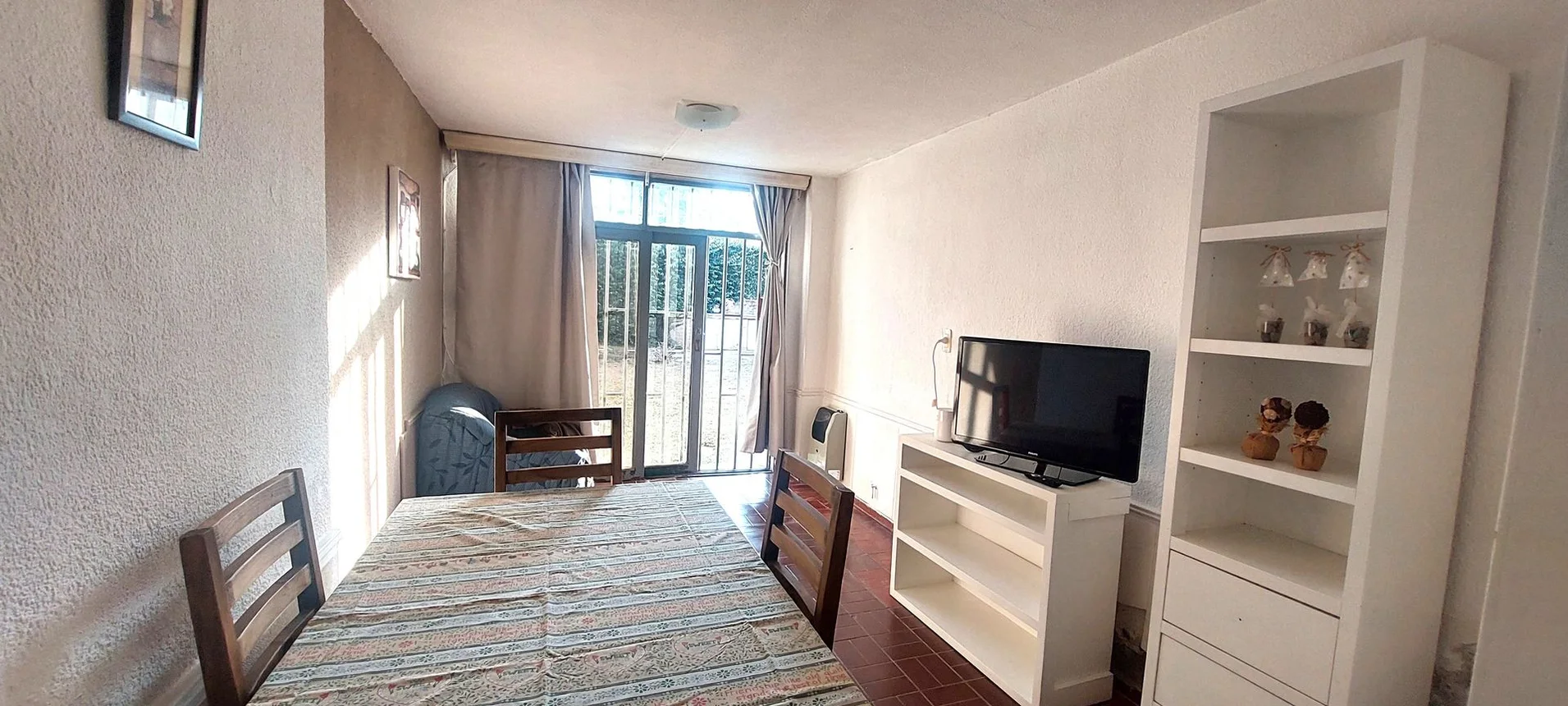 Casa de 10 ambientes en venta en Godoy Cruz, Laguna de los Pájaros 2200, foto 2