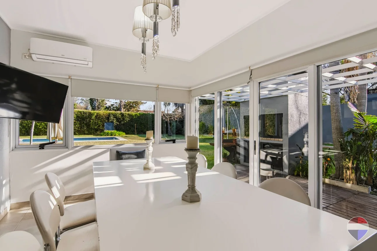 Casa de 3 ambientes en venta en Manuel B. Gonnet, Avenida 25 Entre 485 y 487 4600