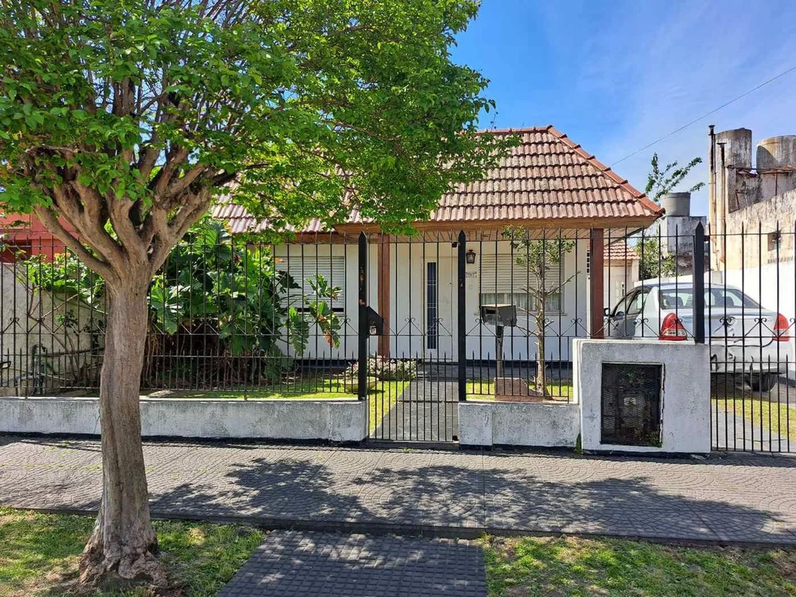 Casa en venta en Morón, foto 3