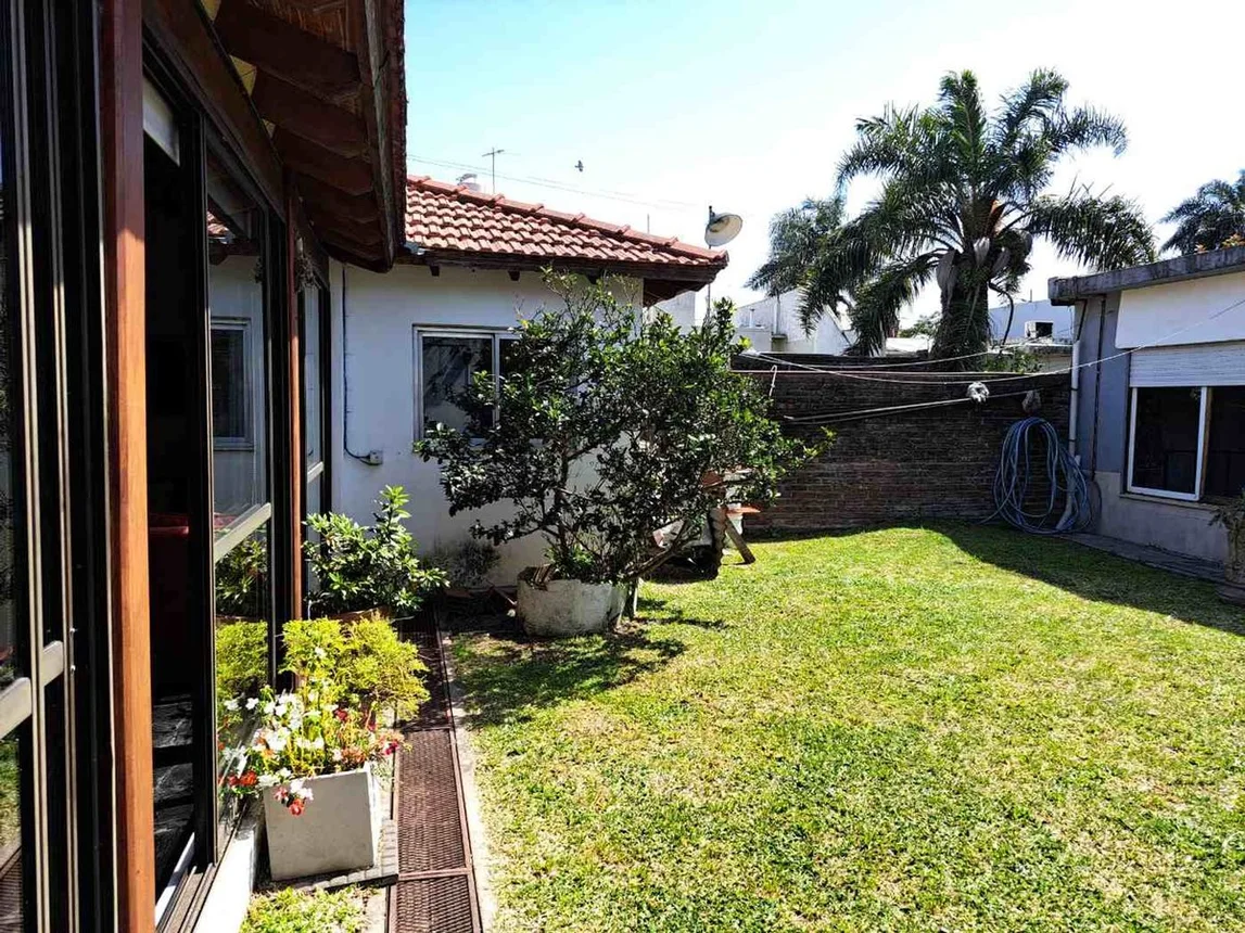 Casa en venta en Morón, foto 2