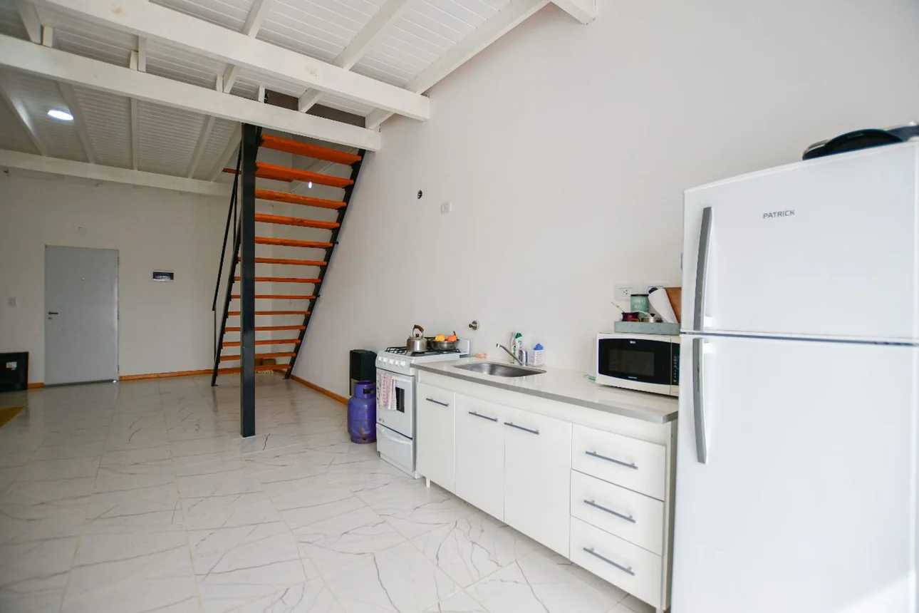 Dúplex de 4 ambientes en venta en La Plata, 34 E/ 134 y 135 0, foto 3