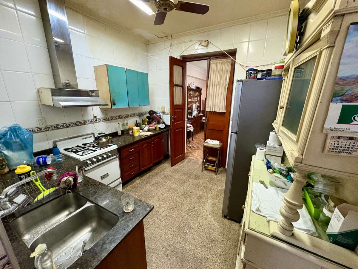 CASA VENTA CON LOCAL COMERCIAL MACROCENTRO - foto 4