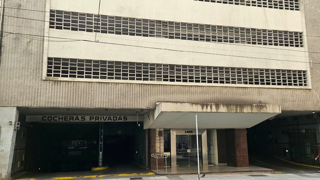 VENTA Dpto 3 ambientes. Zona Tribunales c/cochera
