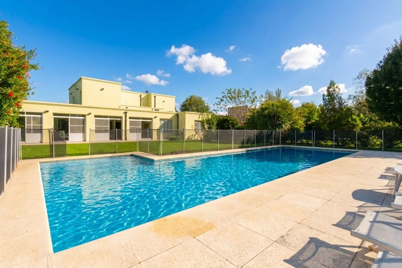 Casa en venta en Pilar