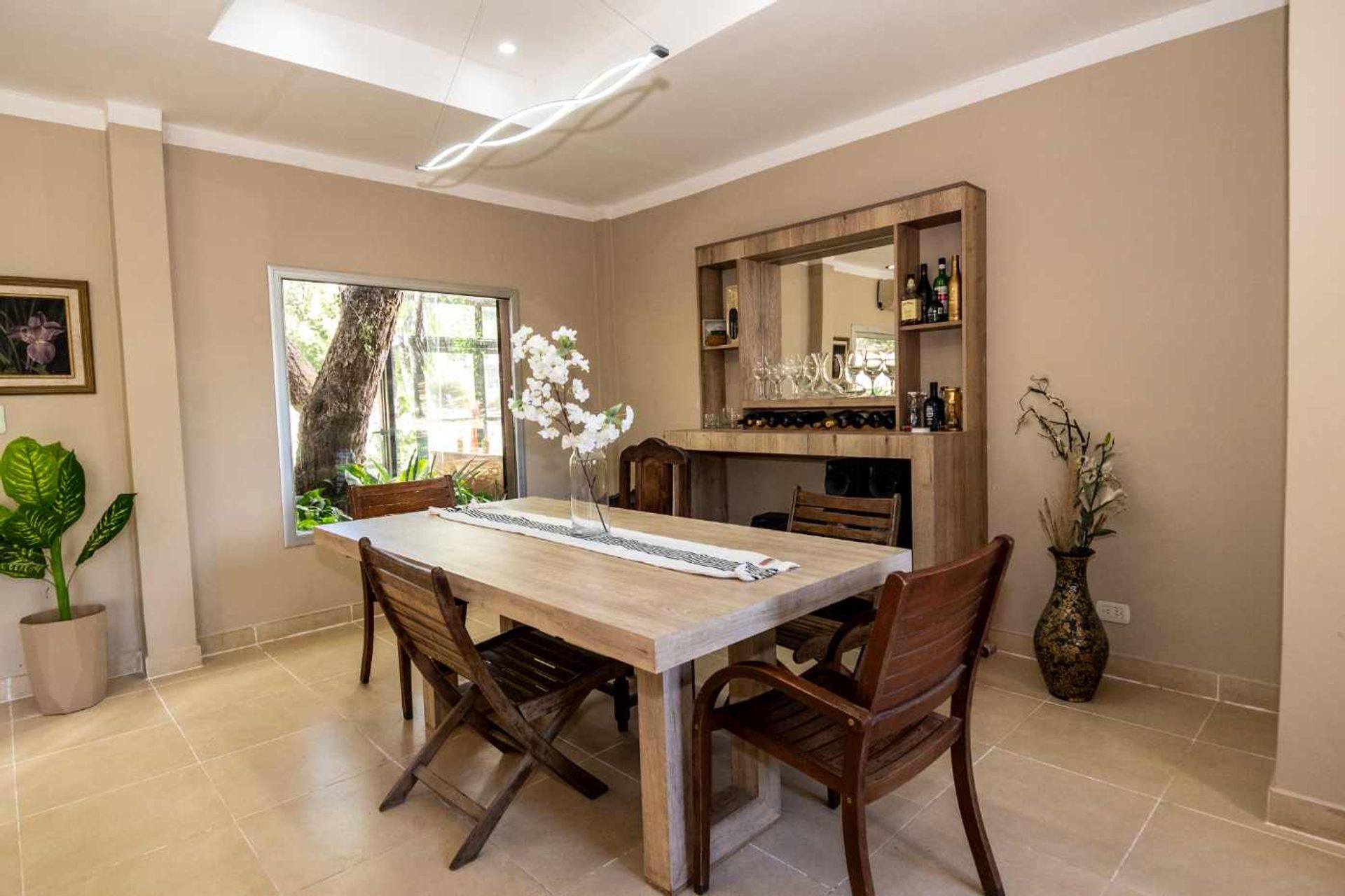 CASA EN VENTA LA LUCINDA NORTE 3 DORMITORIOS - foto 4