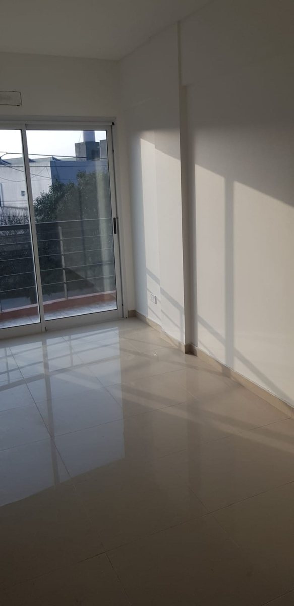Foto 10 — DEPARTAMENTO 3 AMBIENTES BERNAL OESTE FINANCIA