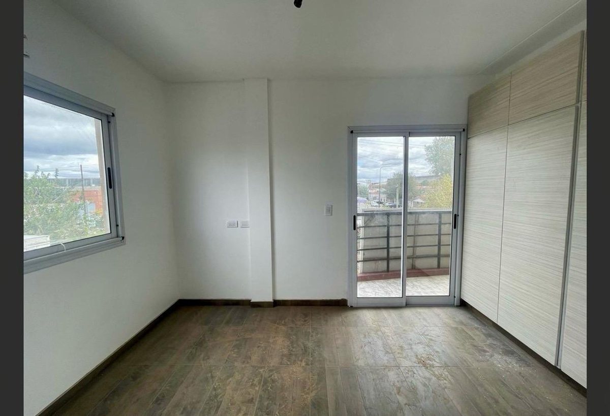 Foto 15 — DEPARTAMENTO 3 AMBIENTES BERNAL OESTE FINANCIA