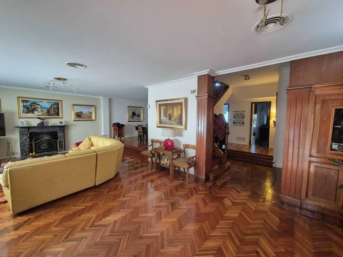 Casa de 7 ambientes en venta en Parque Chacabuco, Tejedor 500, foto 2