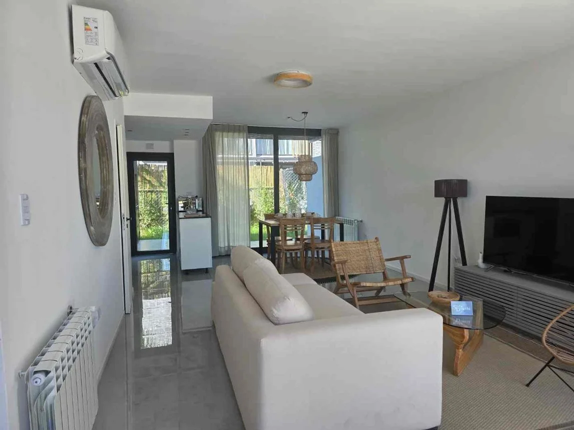 Casa tríplex de 4 ambientes en venta en Rincón de Milberg, Esquiú 400, foto 2