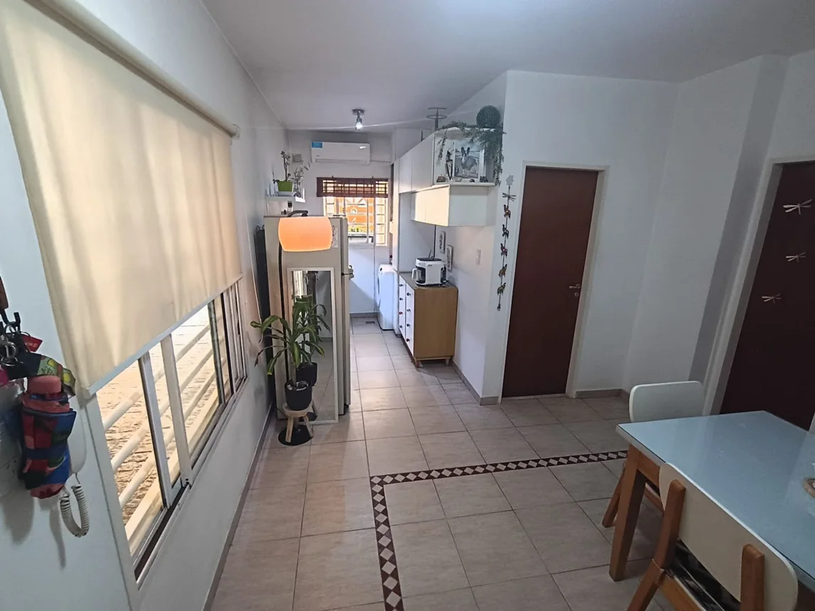 Departamento de 2 ambientes en venta en Banfield, Cabrera 300, foto 2