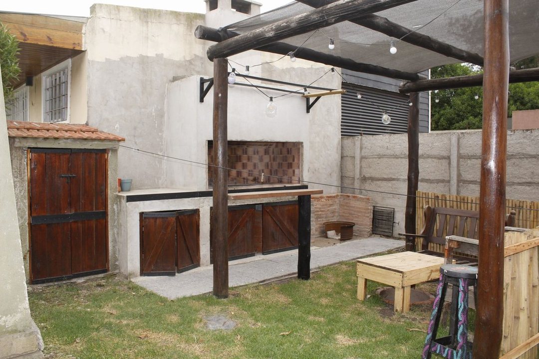 Venta casa 4 ambientes en Barrio Jardin