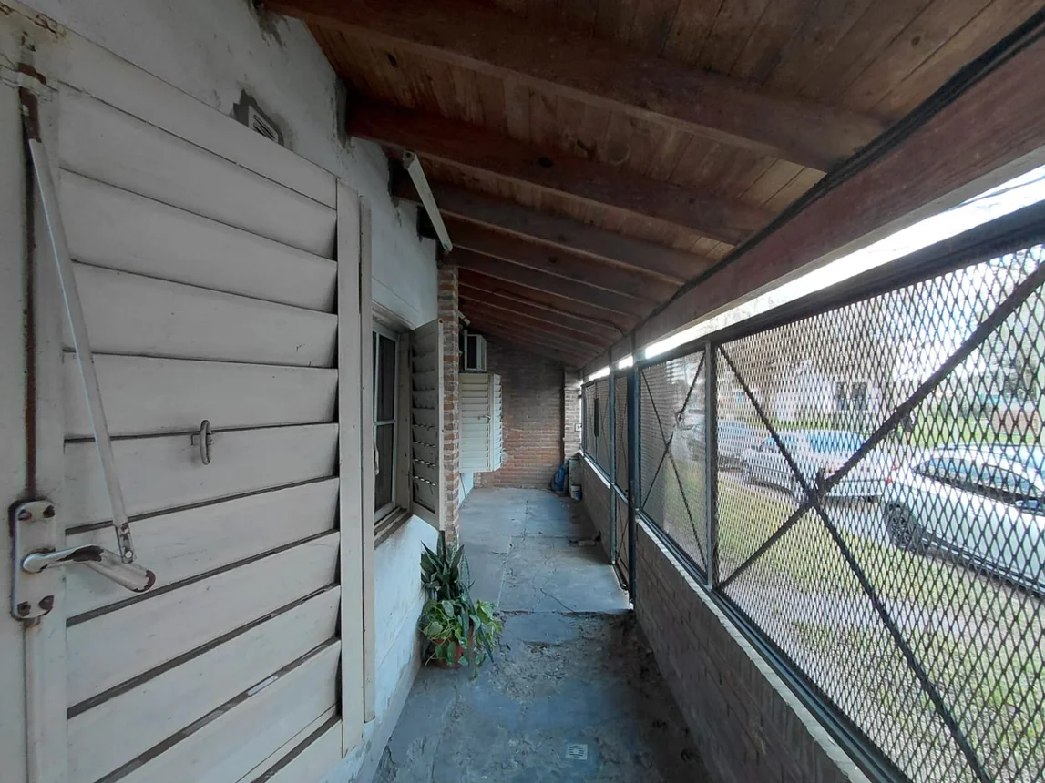 Casa 4 ambientes en venta bo. altos del castillo, foto 4