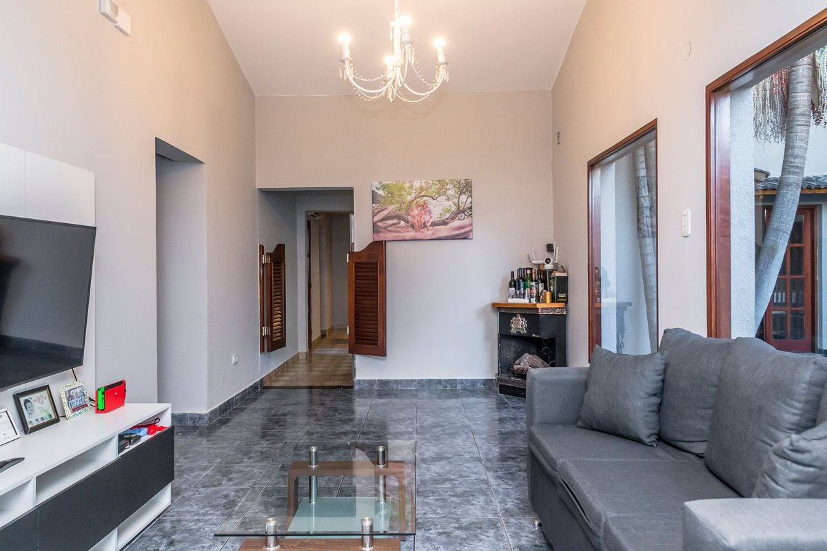CASA 7 DORMITORIOS VENTA ZONA MACROCENTRO - foto 3