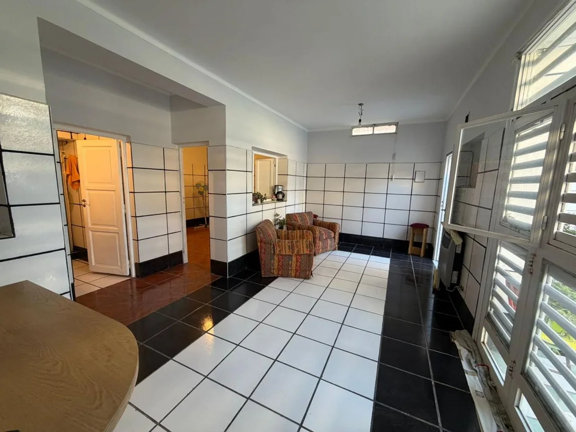 Casa de 4 ambientes en venta en Mendoza, Benielli C. 2200, foto 5