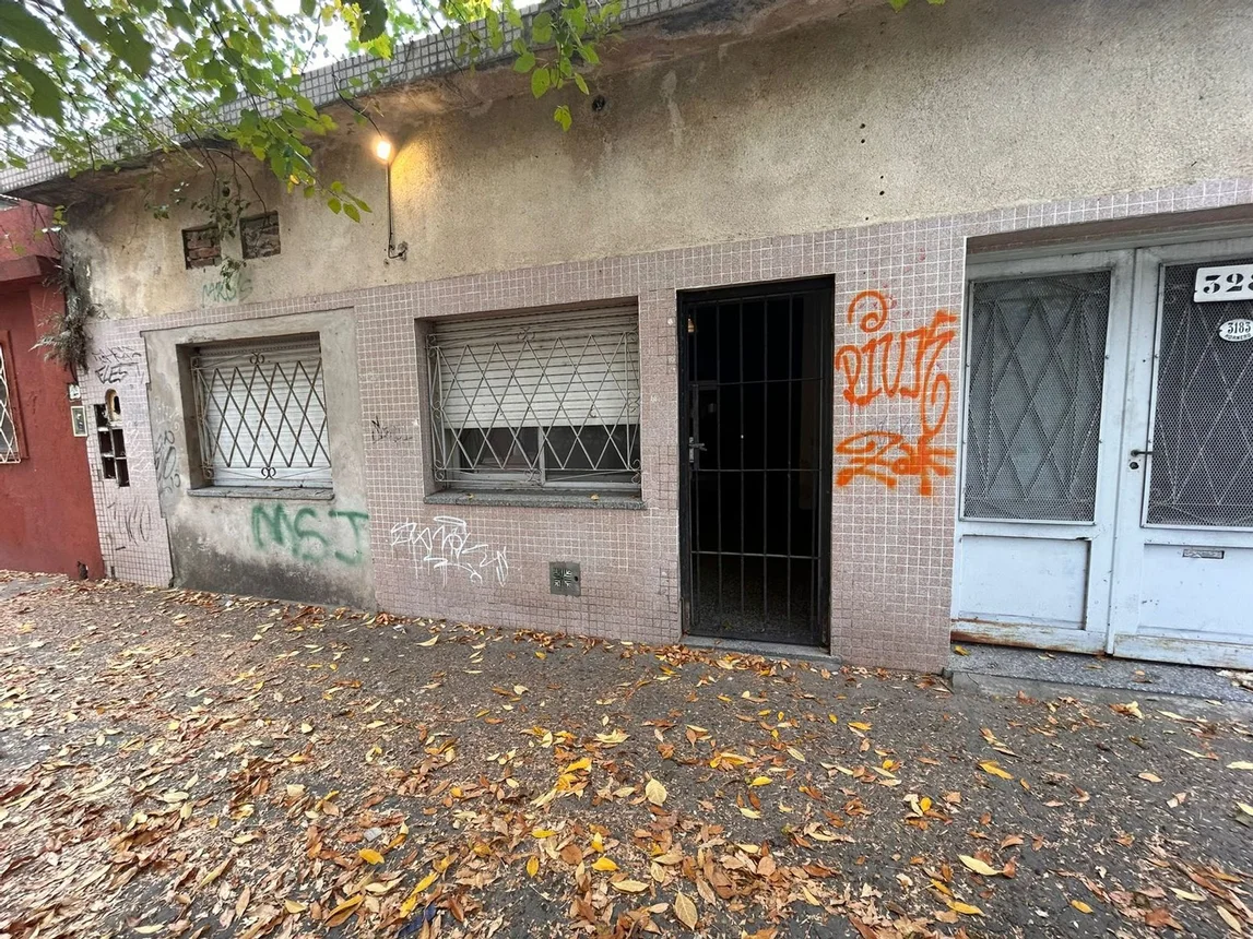 Casa de 3 ambientes en venta en Temperley, El Churrinche 3200, foto 2