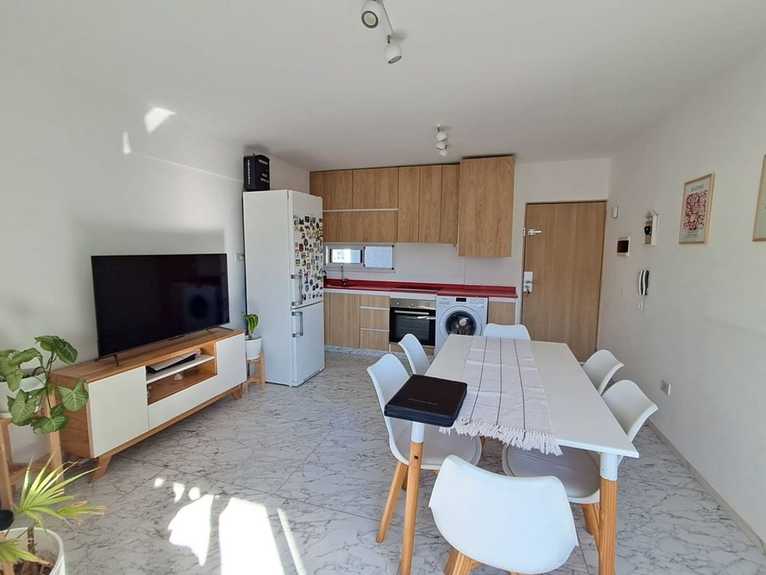 VENTA DEPARTAMENTO DOS AMBIENTES MORON CENTRO