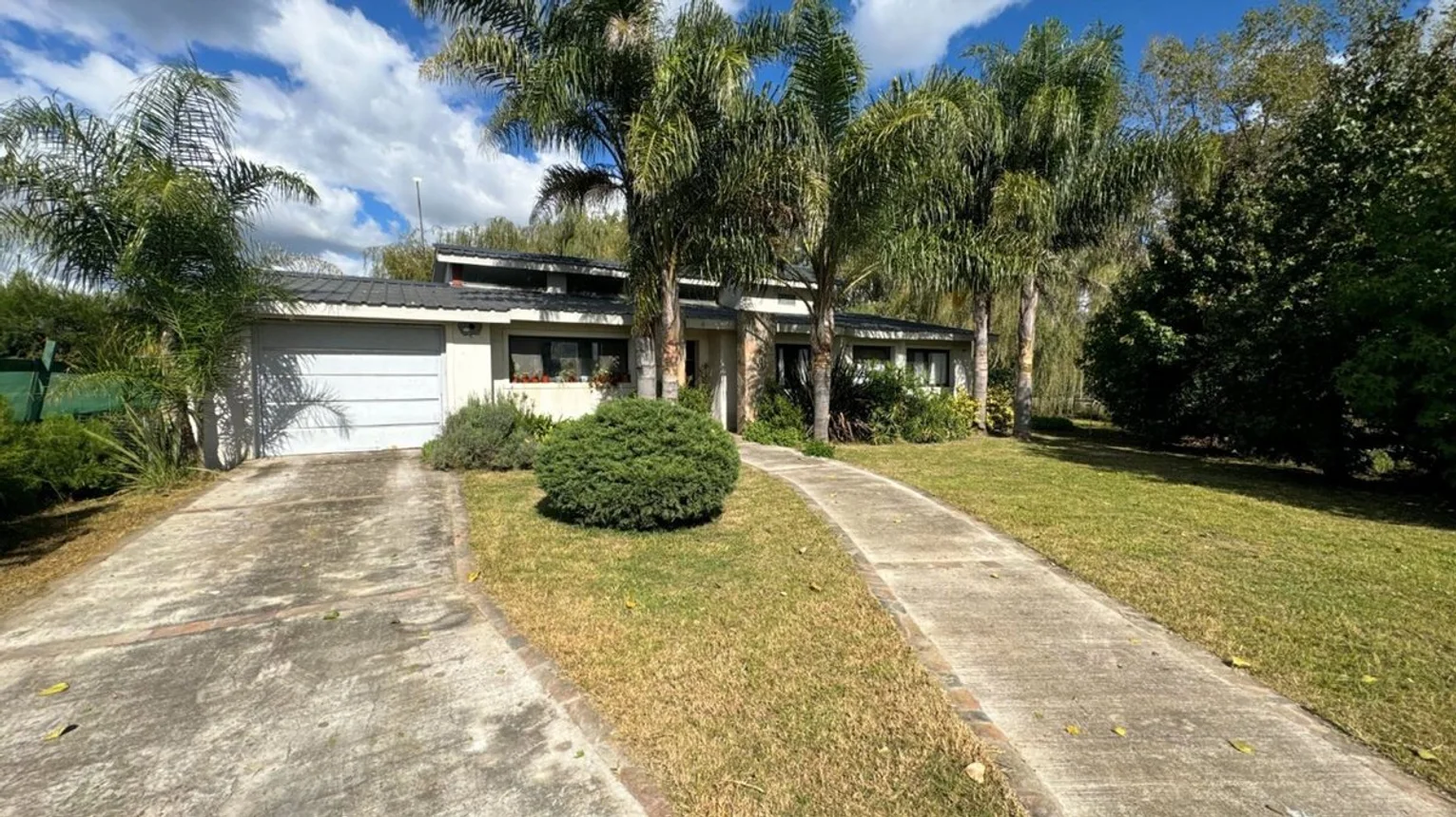 Casa en venta en Canning