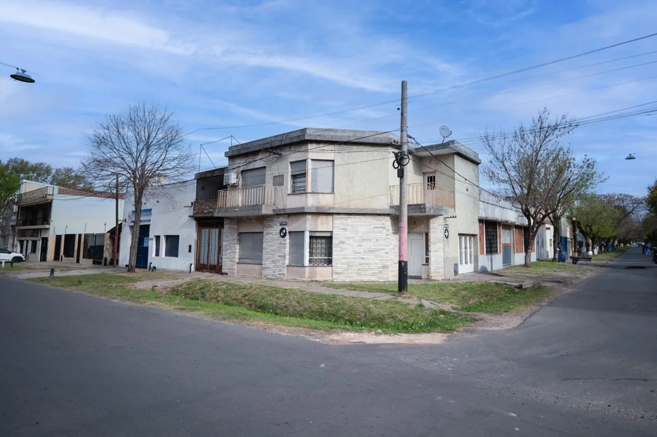 PH de 8 ambientes en venta en Rosario, Fragata Sarmiento 2800