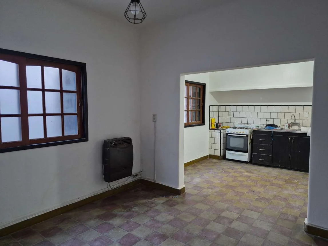 Casa de 4 ambientes en alquiler en Neuquén, Jujuy 400, foto 4