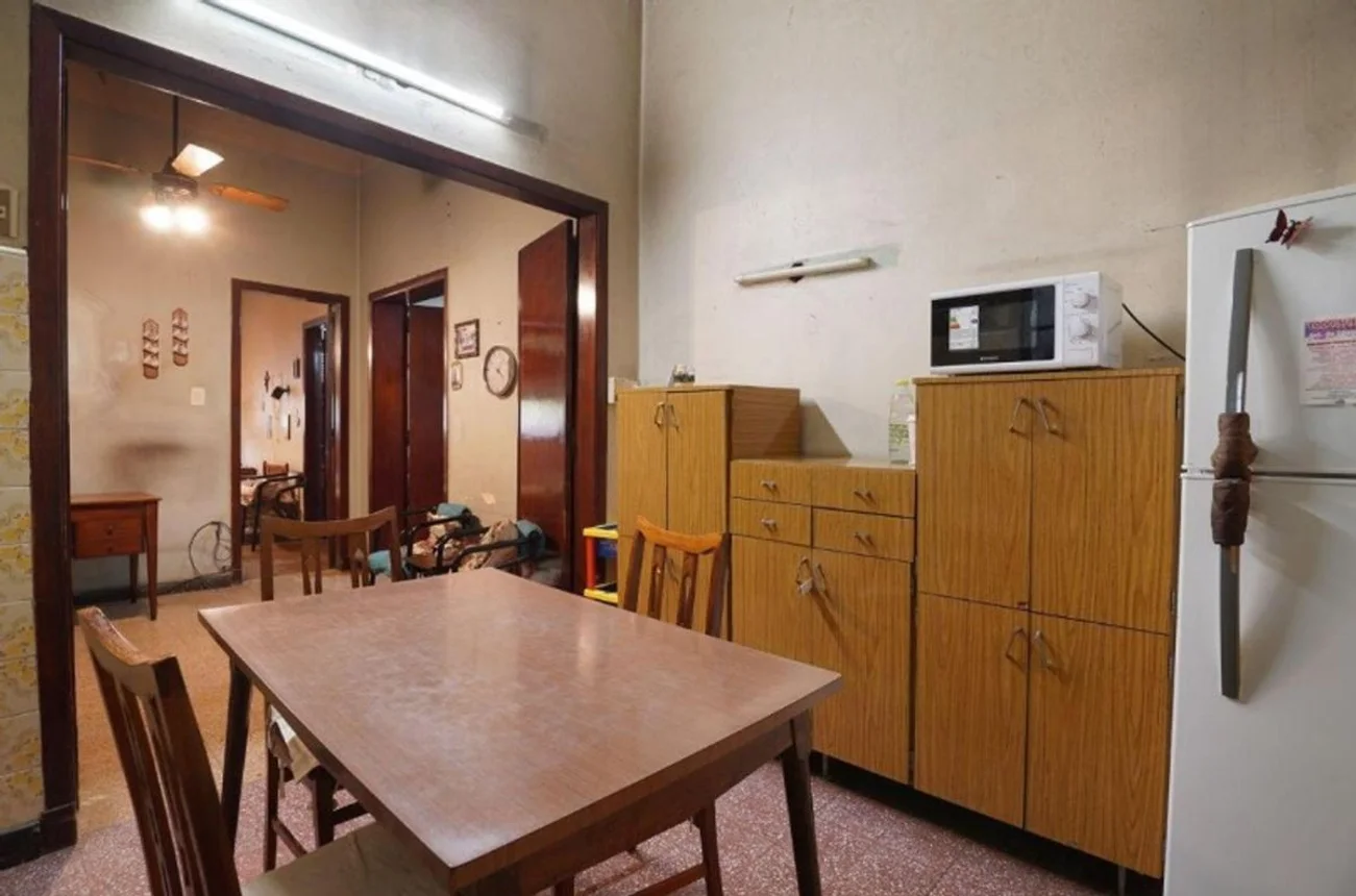 Casa de 7 ambientes en venta en Parque Chacabuco, Puán 2000, foto 3