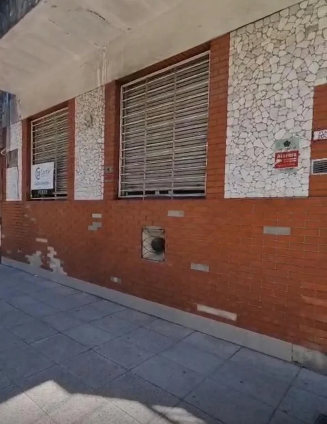 Casa de 7 ambientes en venta en Parque Chacabuco, Puán 2000, foto 2