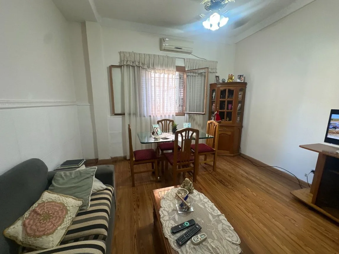 PH de 3 ambientes en venta en Floresta, Morón 4000