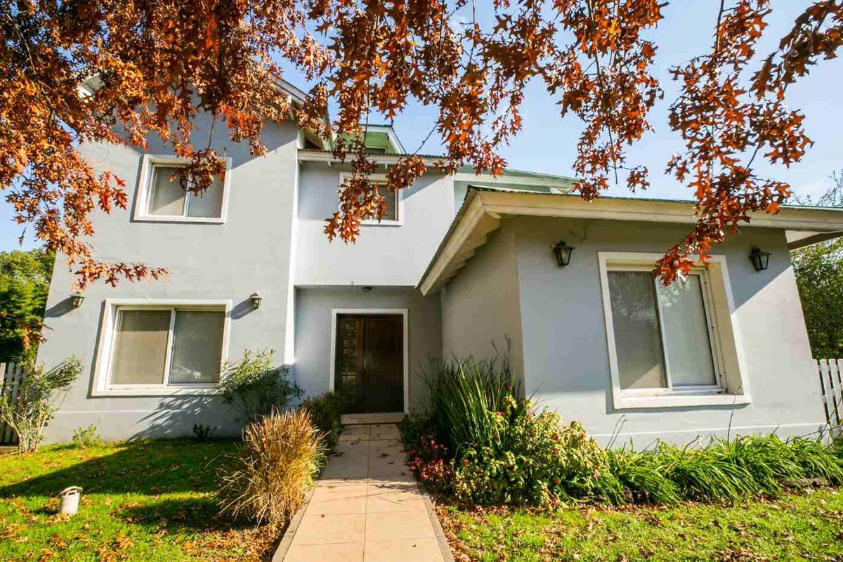 Venta Casa Dúplex en Barrio Privado "Las Fuentes"