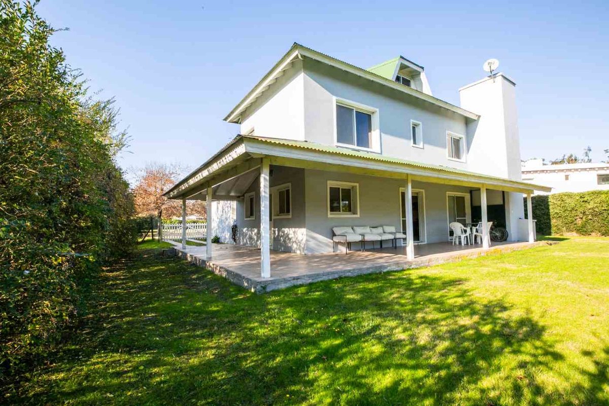 Foto 8 — Venta Casa Dúplex en Barrio Privado "Las Fuentes"