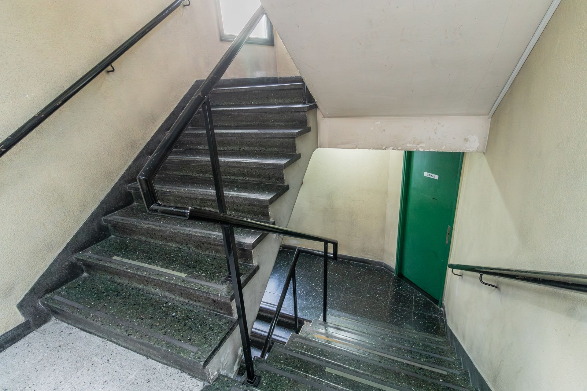 Foto 19 — VENTA DE OFICINA EN ZONA CENTRICA