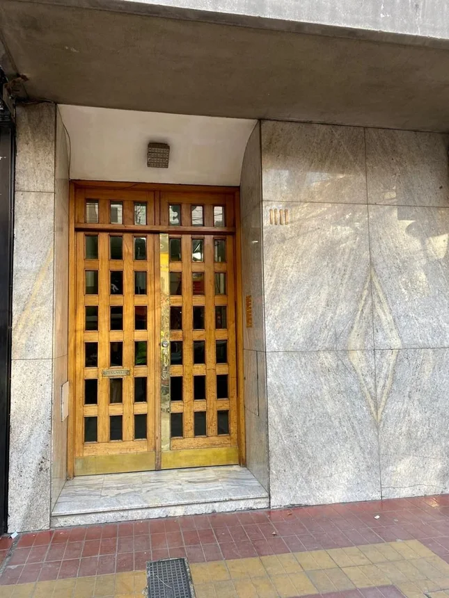 Departamento de 4 ambientes en venta en Mendoza, 9 de Julio 1100, foto 2