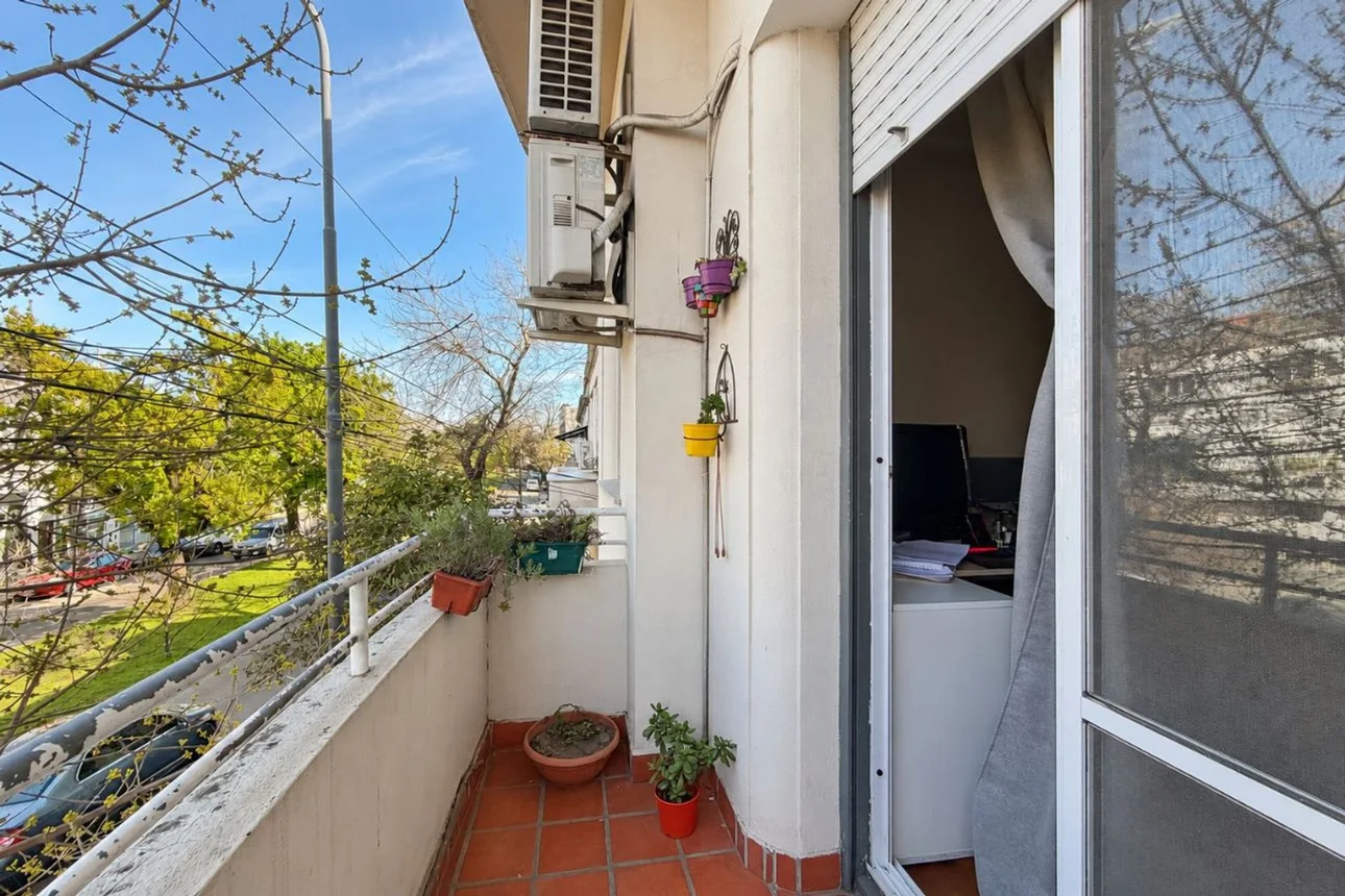 PH de 3 ambientes en venta en Parque Chacabuco, Avenida Carabobo 1200, foto 2