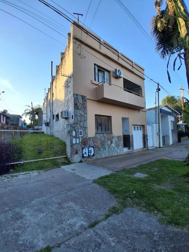 Casa de 7 ambientes en venta en Paraná, 3 de Febrero 600, foto 2