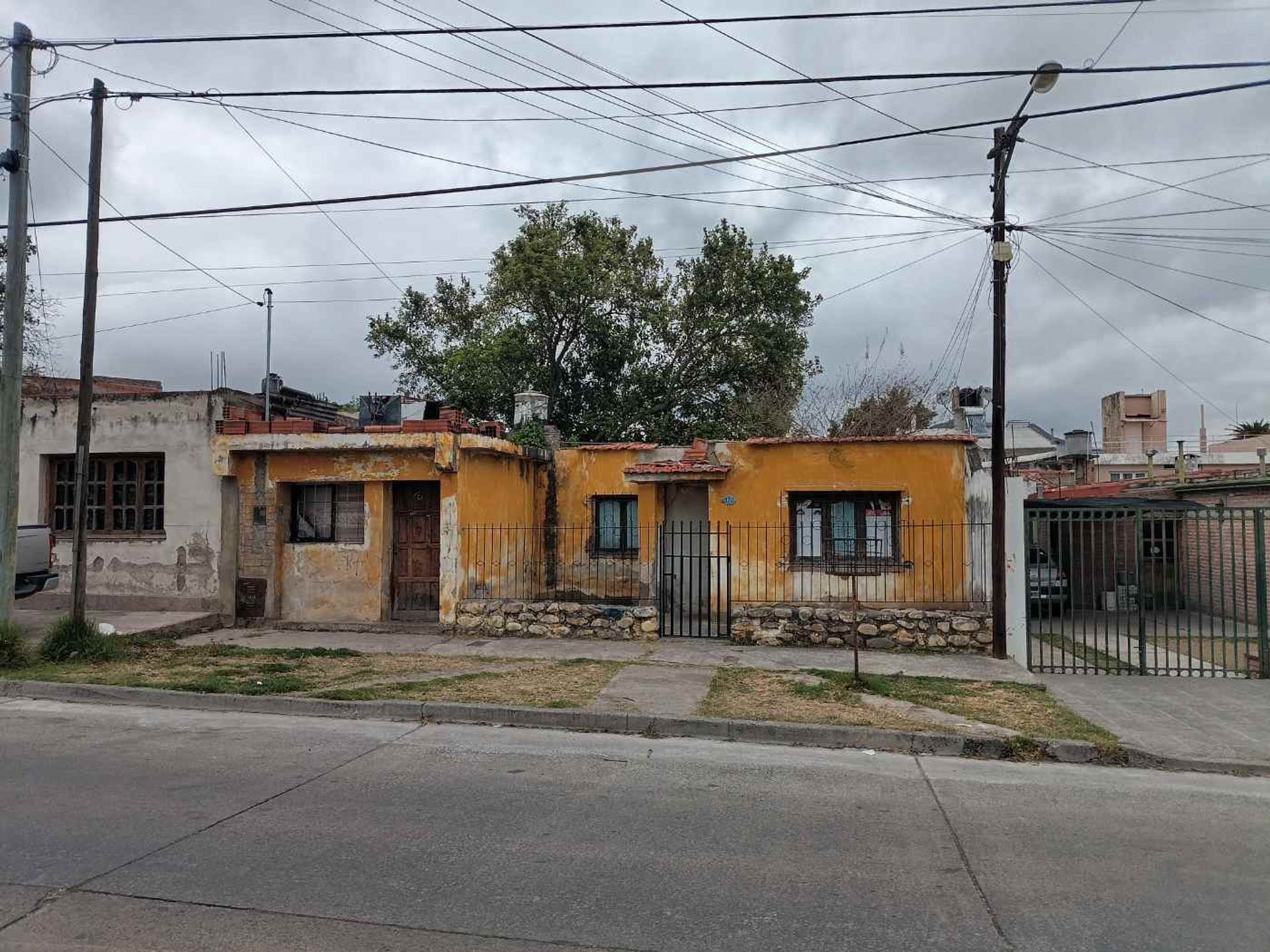 CASA A REFACCIONAR O FLIPPING EN VENTA - foto 4