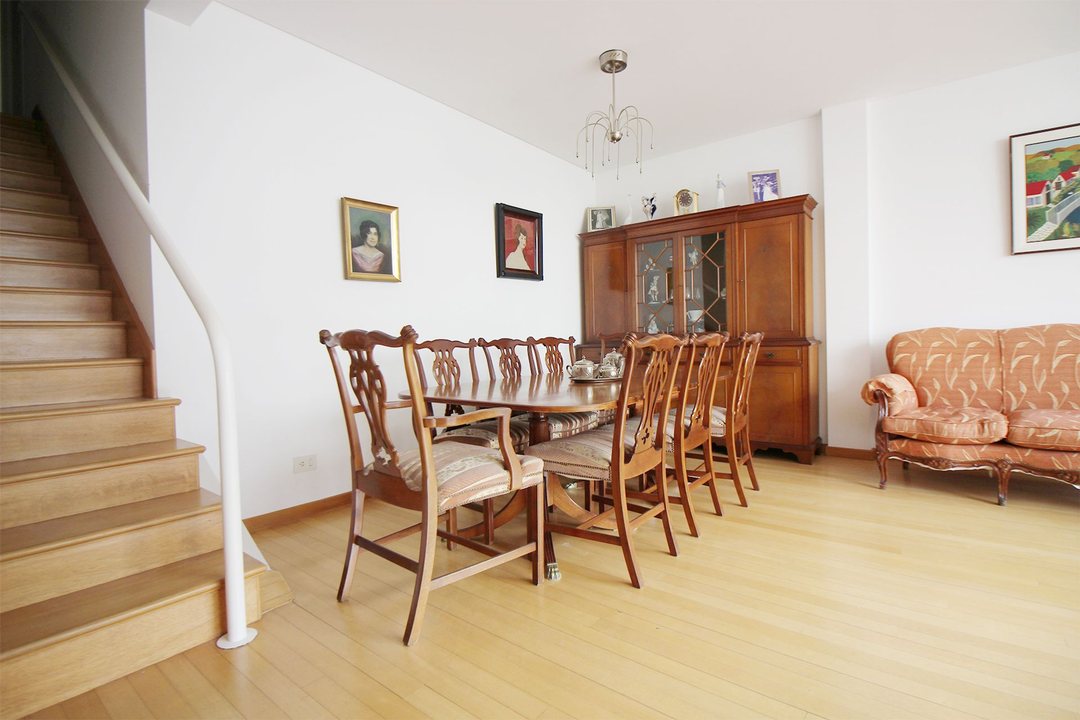 Venta depto. duplex 3 ambientes amplios Nuñez.
