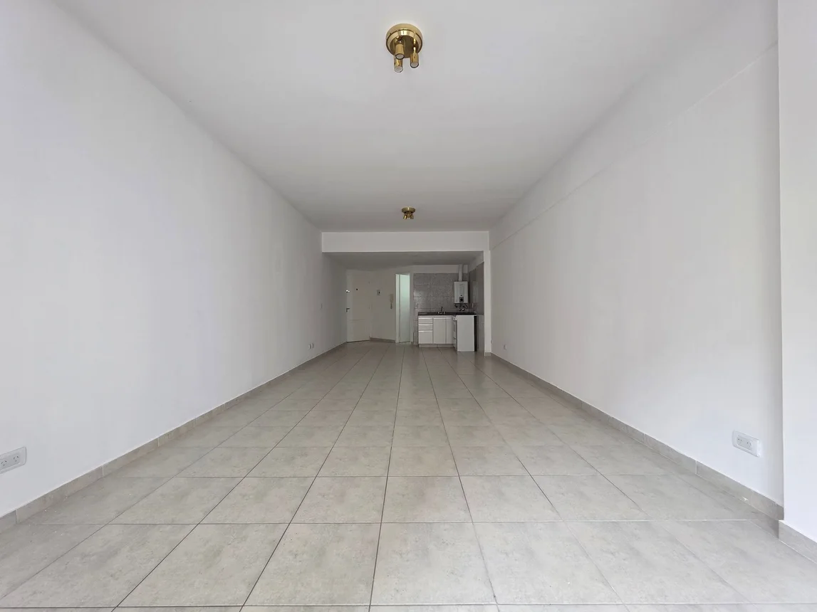 Monoambiente en alquiler en Recoleta, Avenida Córdoba 2600, foto 4
