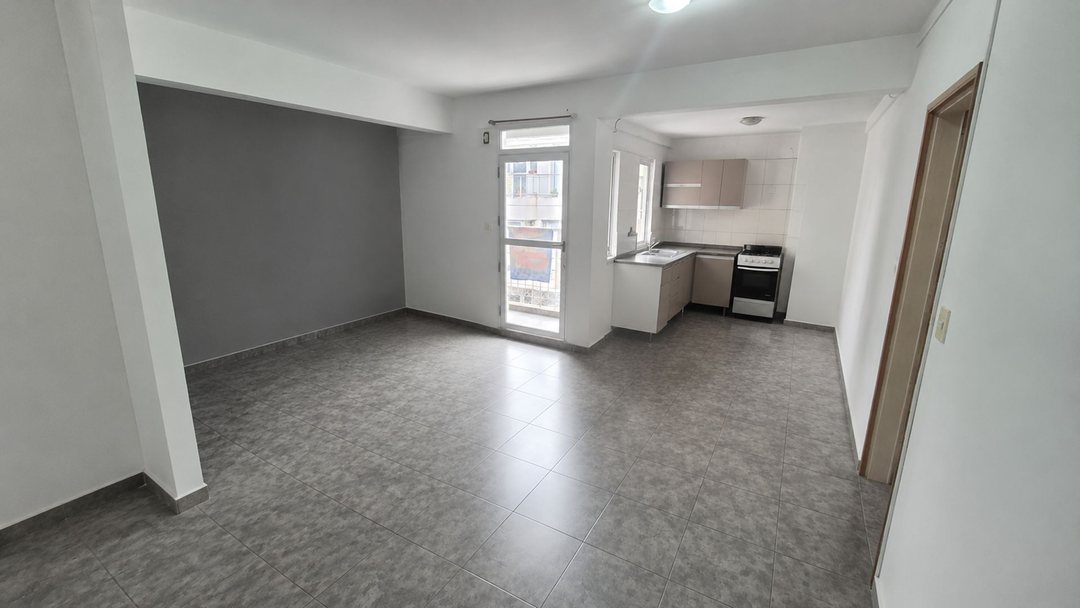 MONOAMBIENTE EN VENTA V URQUIZA 40M2