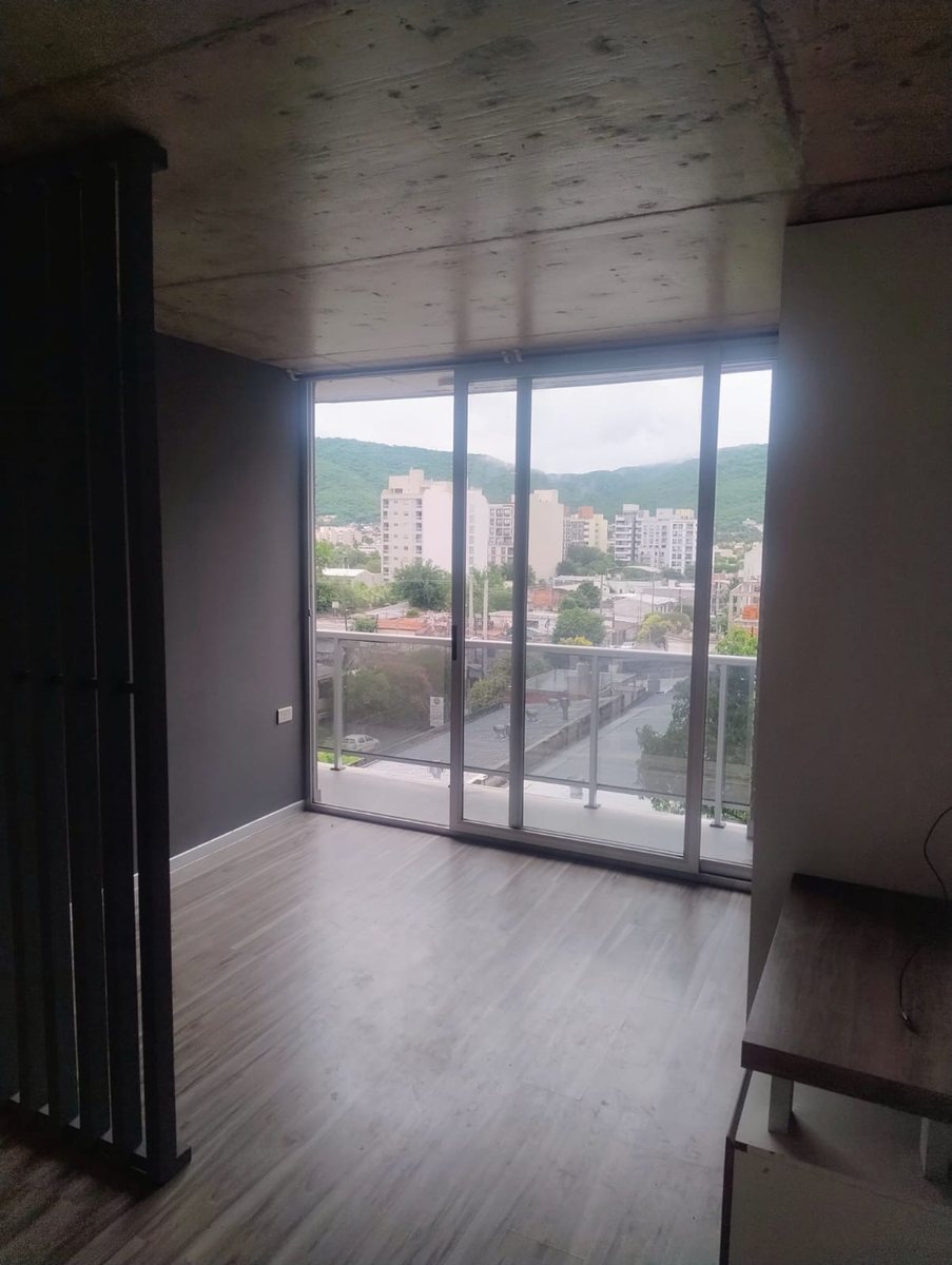 MONOAMBIENTE EN VENTA MACROCENTRO - foto 3