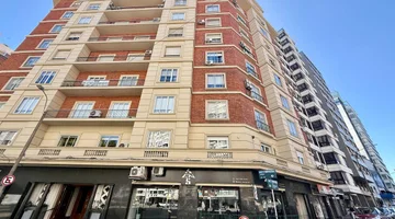 VENTA APTO 3 DORM. + SERVICIO COMPLETO + COCHERA