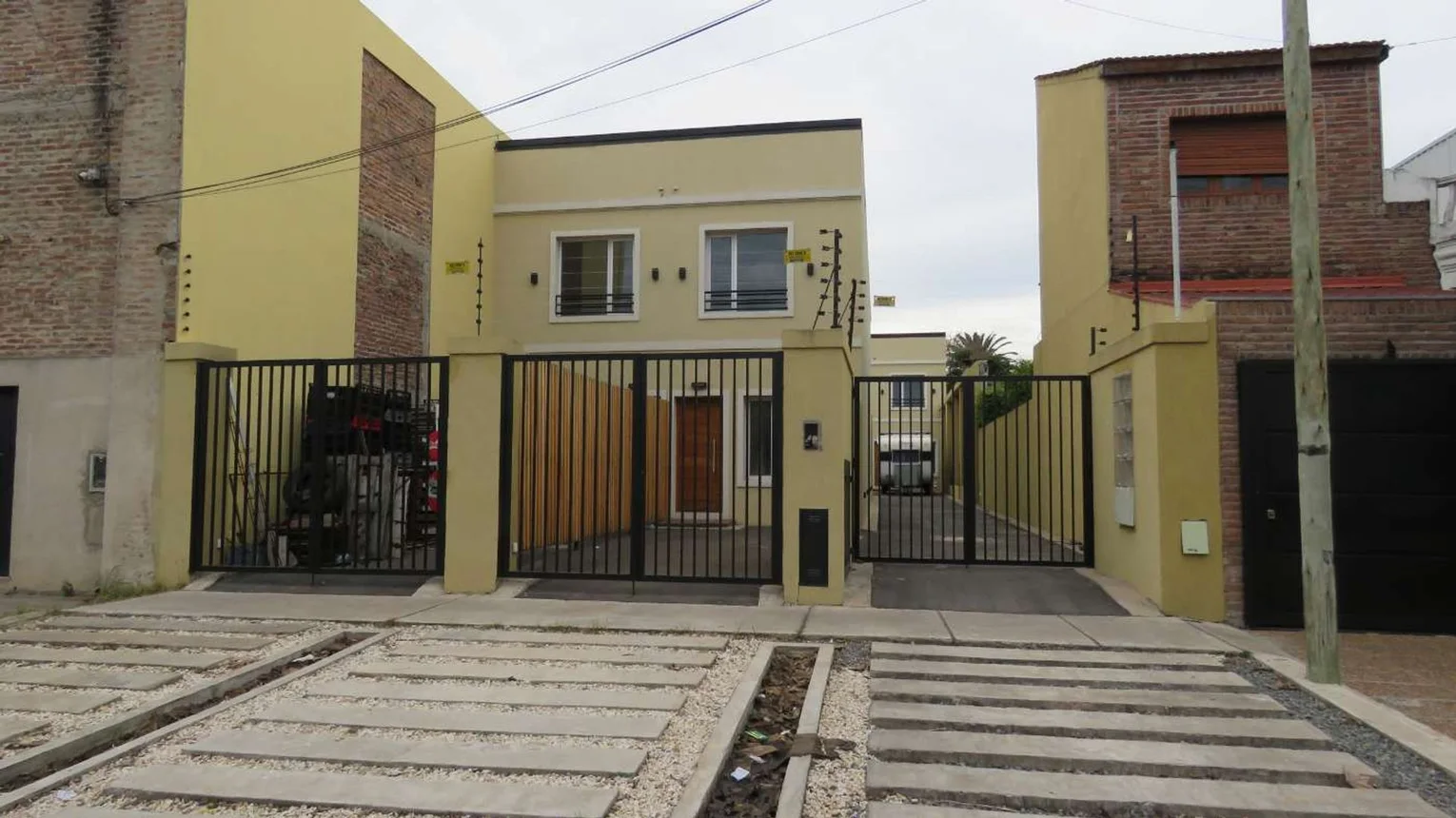 Dúplex en venta en Hurlingham, foto 3