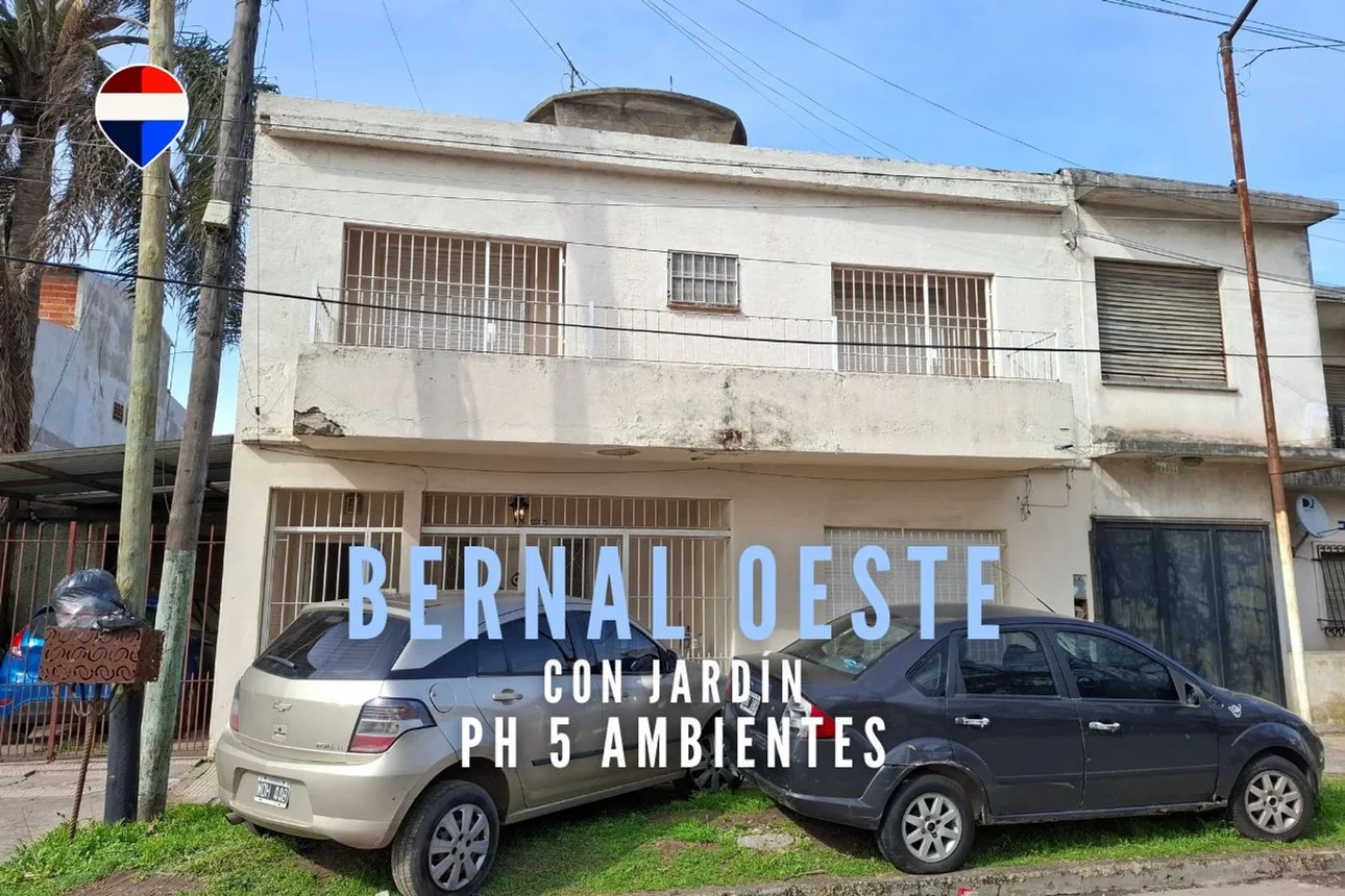 PH de 5 ambientes en venta en Bernal Oeste, Misiones 700