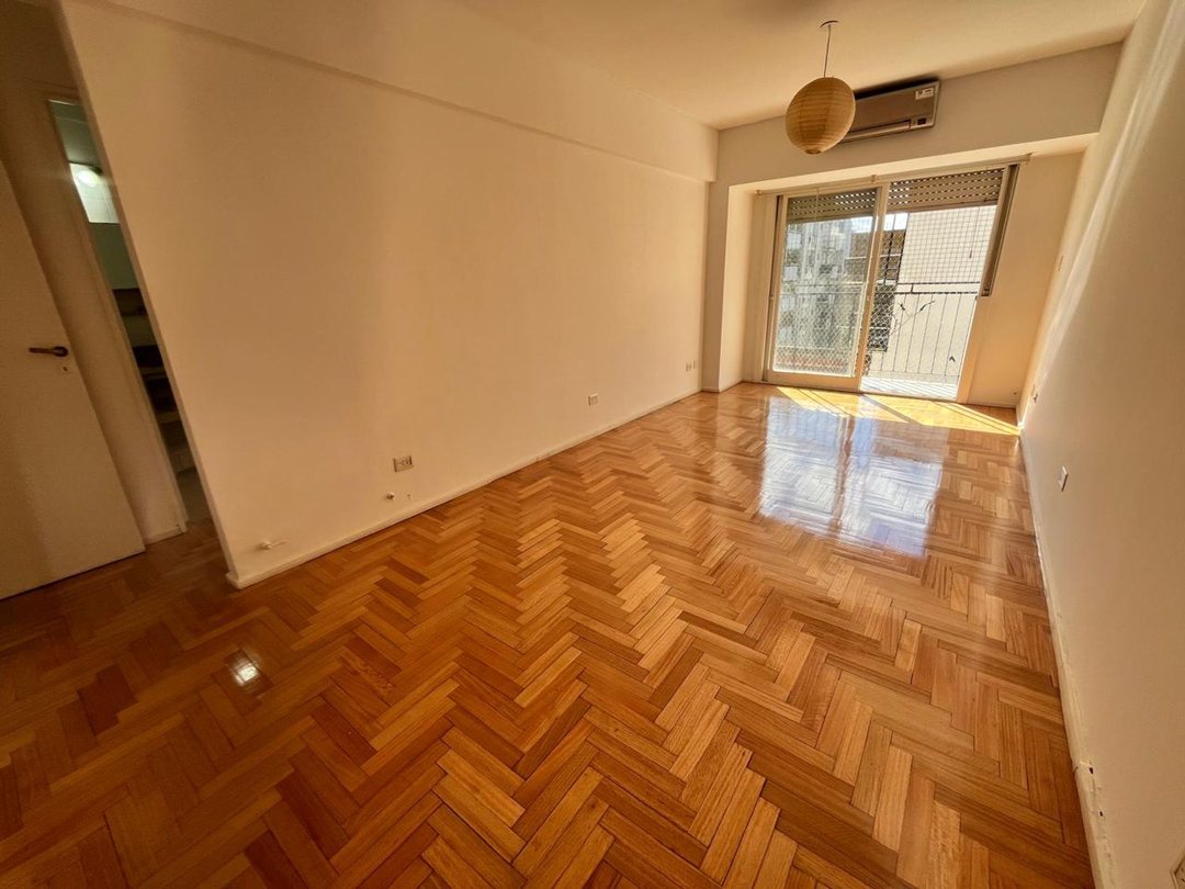 DEPARTAMENTO 2 AMBIENTES CON BALCON Y LAVADERO
