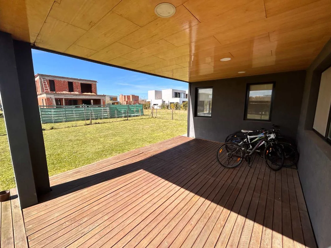 Casa en venta en Belén de Escobar, foto 2