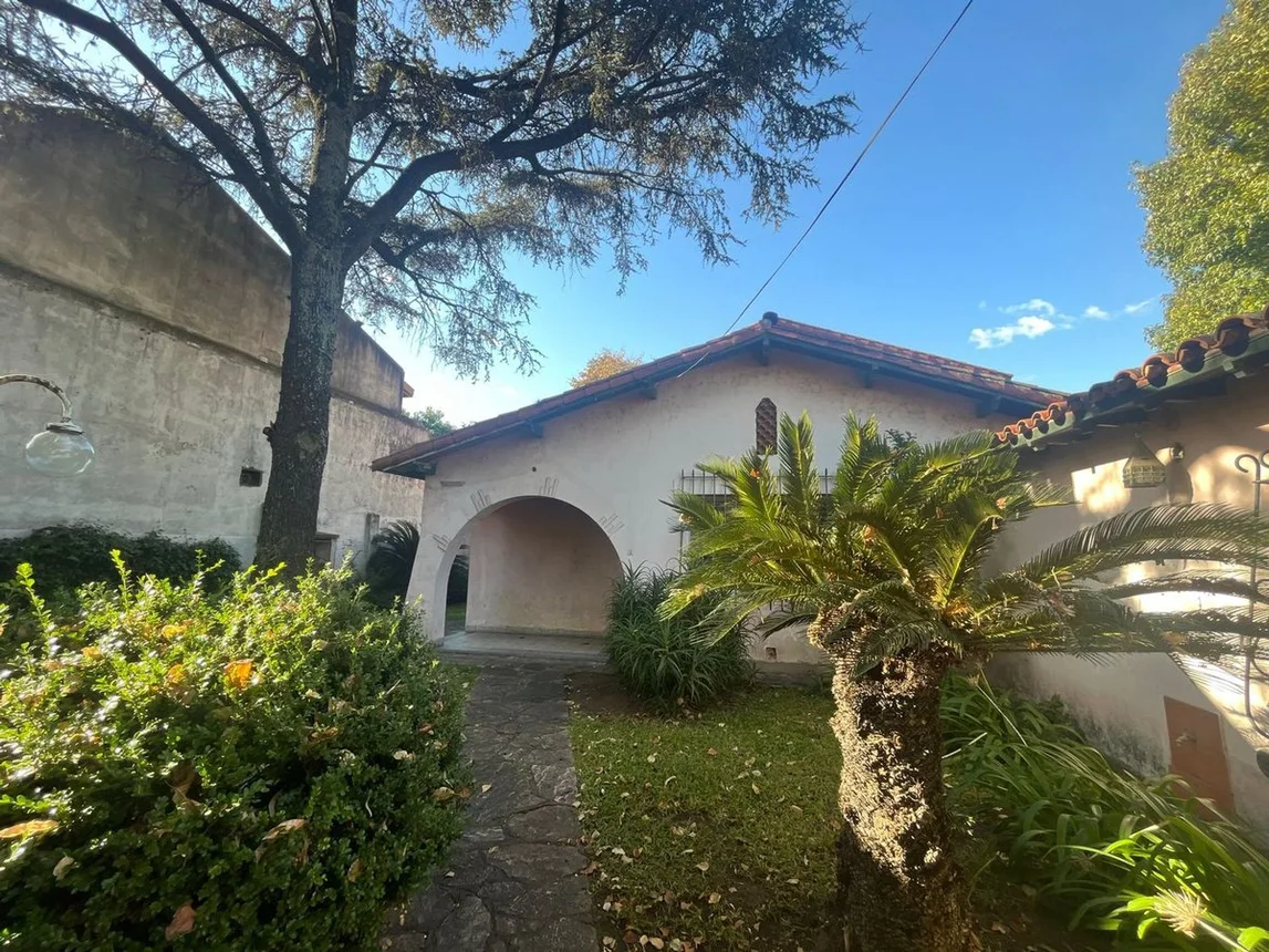 Casa de 6 ambientes en venta en Boulogne, Malabia 3400, foto 3