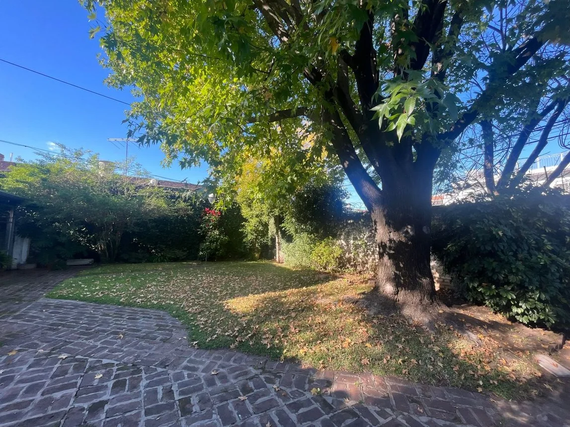 Casa de 6 ambientes en venta en Boulogne, Malabia 3400, foto 2