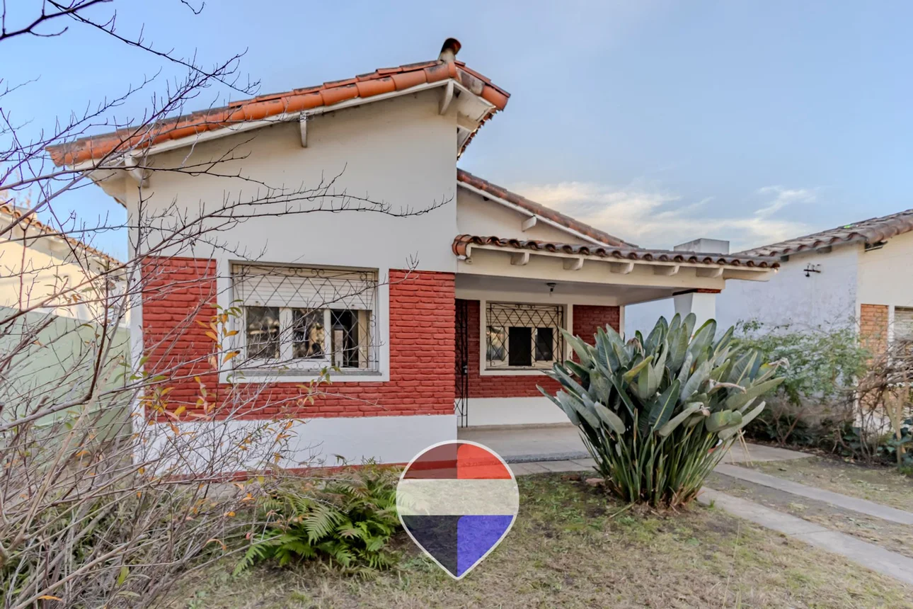 Casa de 3 ambientes en venta en City Bell, 482 E/23 y 24 2800, foto 2