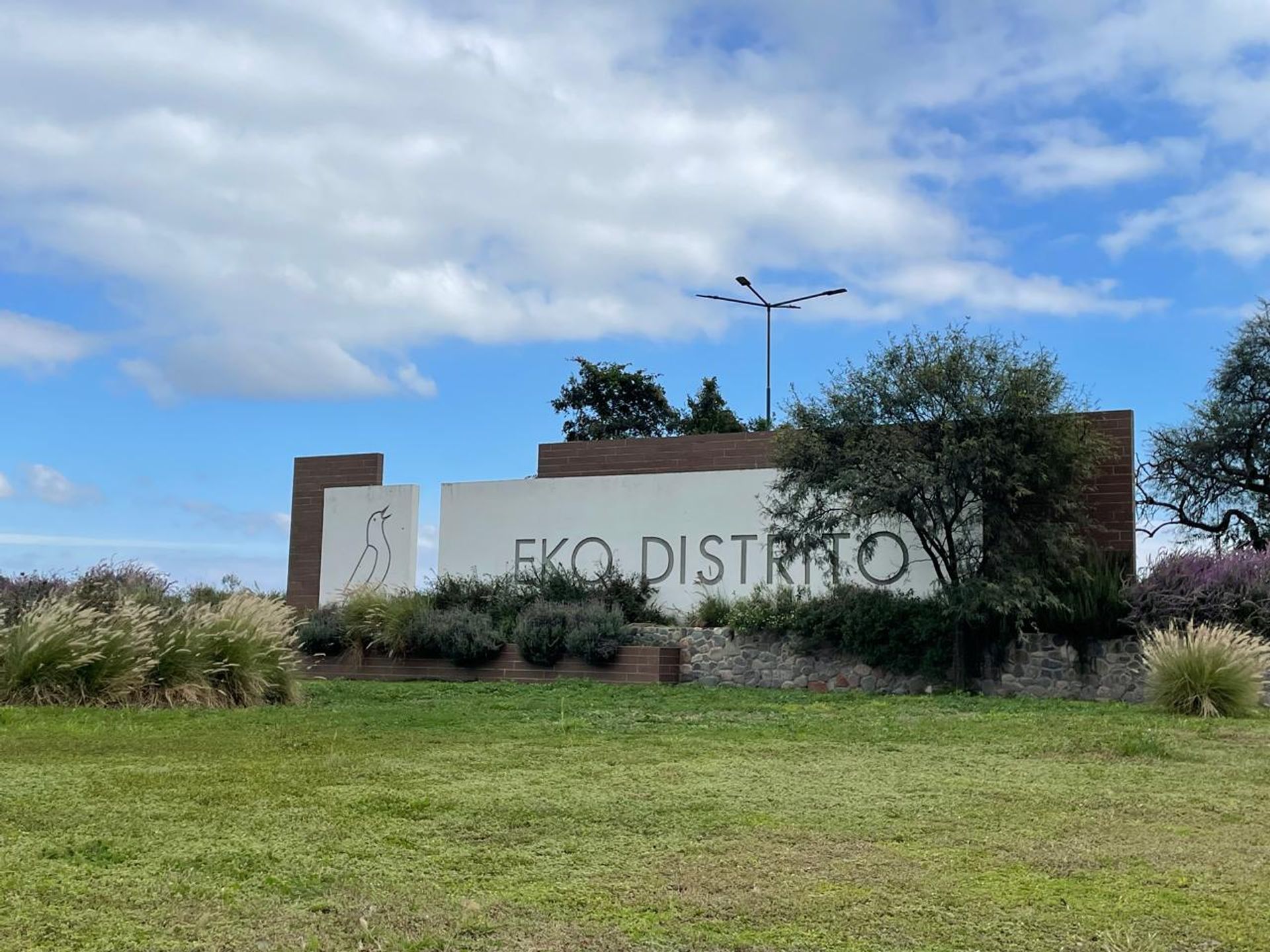 VENTA TERRENO EN ESQUINA EKO DISTRITO CIRC. OESTE - foto 5