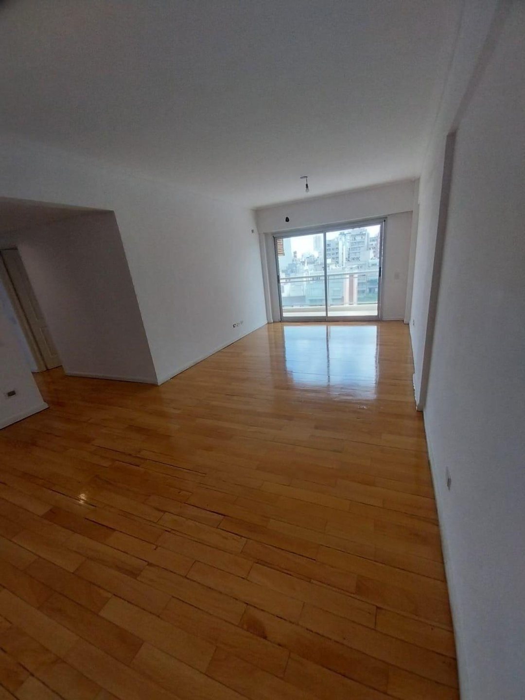 ALQUILER DE DEPARTAMENTO 4 AMBIENTES EN SEMIPISO